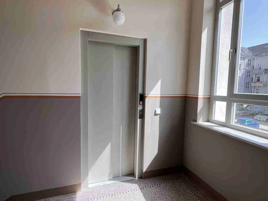 *100€ IKEA Gutschein* Sanierte 4-Raum-Wohnung mit Fußbodenheizung, Balkon und möglicher Einbauküche