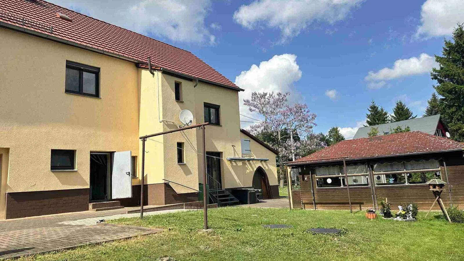 Ein- oder Zweifamilienhaus mit Potenzial in ruhiger und idyllischer Lage bei Geringswalde