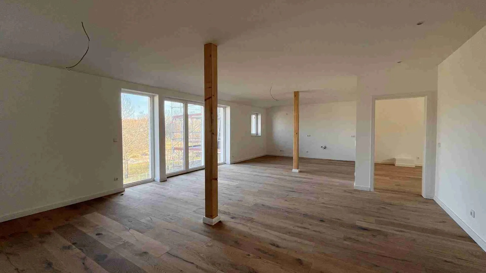 Raum für die Familie, hochwertig sanierte Wohnung mit separatem Hauseingang am Naturschutzgebiet