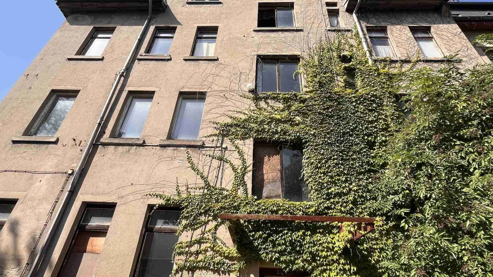 Mehrfamilienhaus mit Gestaltungsspielraum · Ideal für Projektentwickler & Kapitalanleger