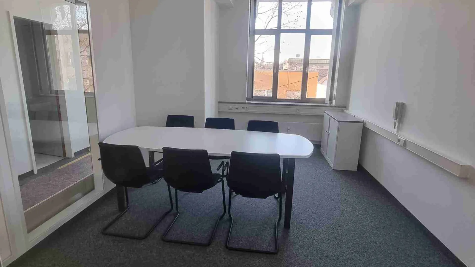 Moderne Gewerbeimmobilie mit Stil · Bürohaus in Grüna