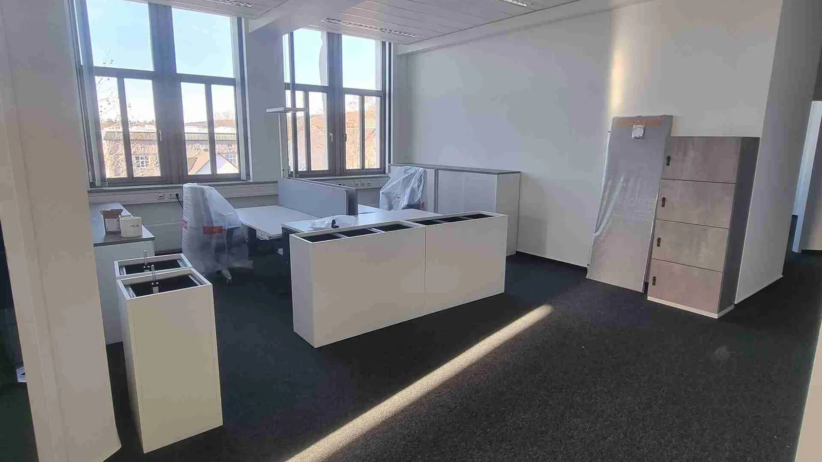 Moderne Gewerbeimmobilie mit Stil · Bürohaus in Grüna