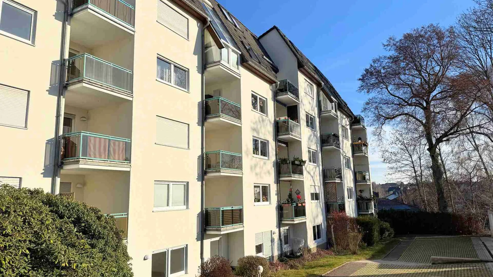 Charmante Wohnung in Limbach-Oberfrohna – 6,95 % Rendite & laufende Mietanpassung