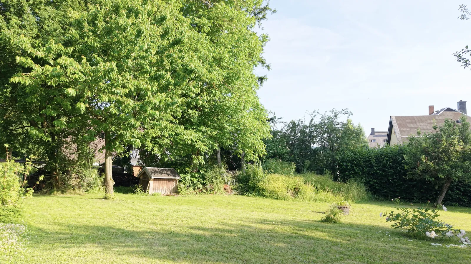Jetzt bauen in Neukirchen · Grundstück mit positivem Bauvorbescheid und Top-Lage
