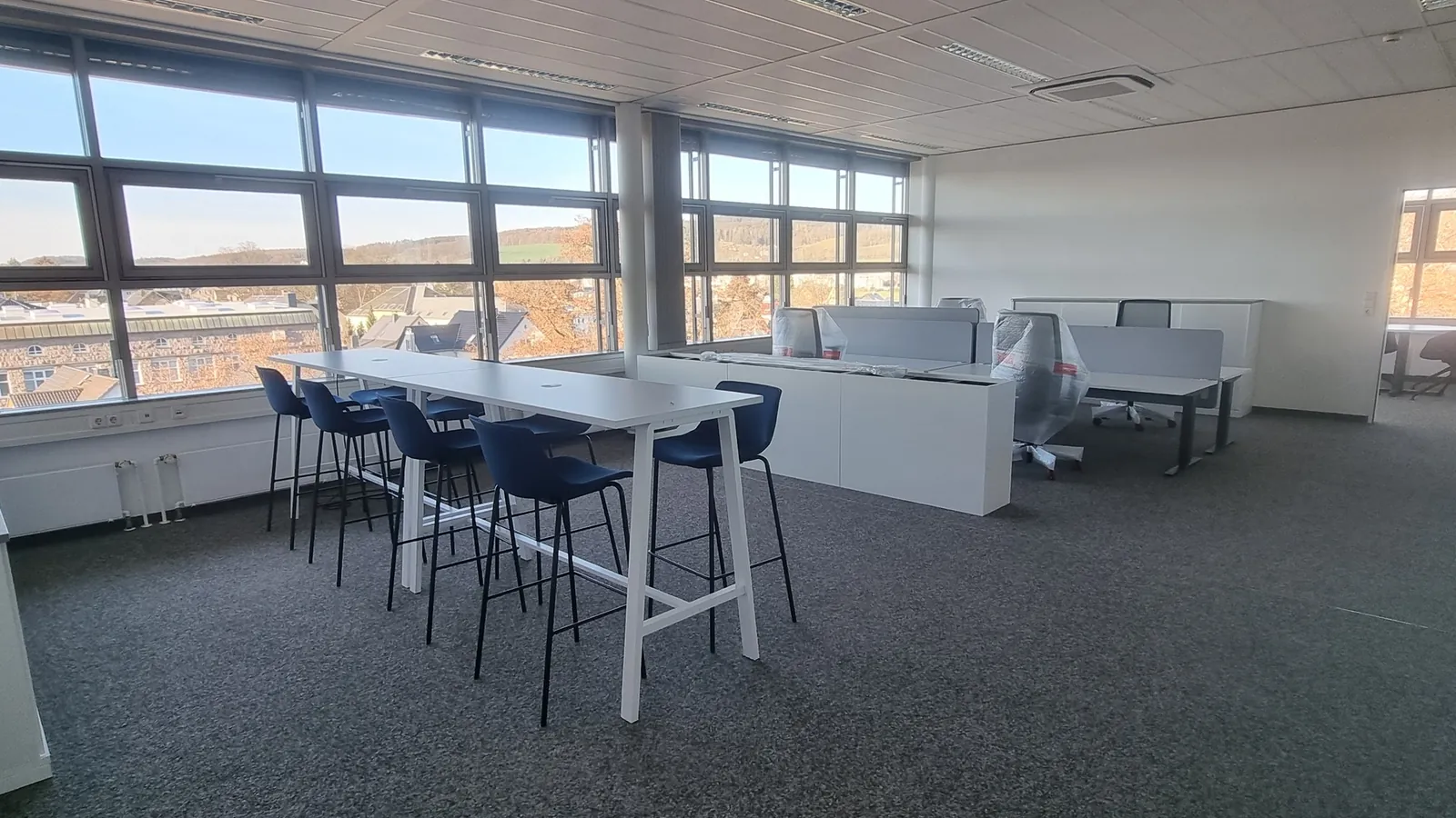 Moderne Gewerbeimmobilie mit Stil · Bürohaus in Grüna