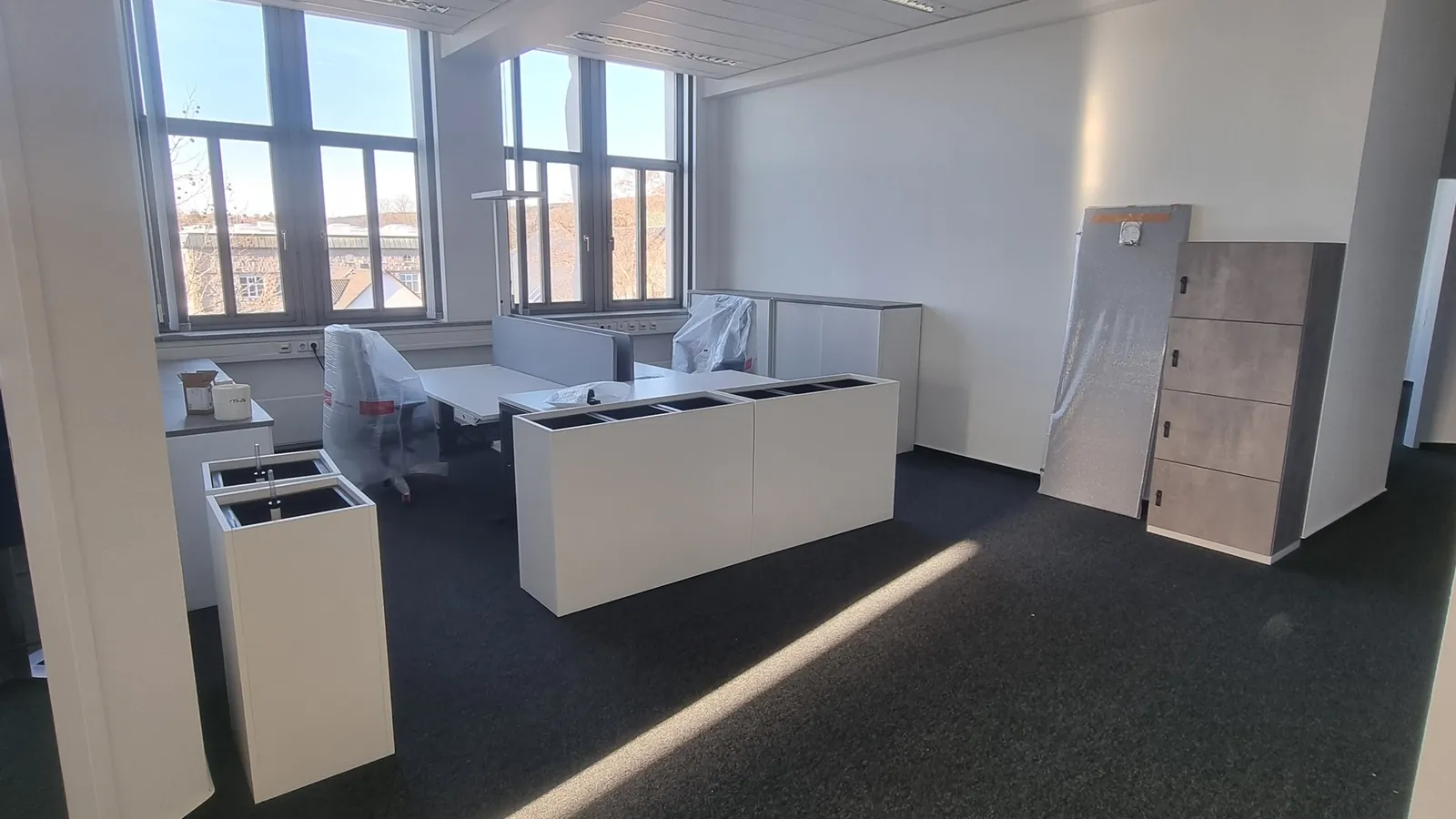 Moderne Gewerbeimmobilie mit Stil · Bürohaus in Grüna