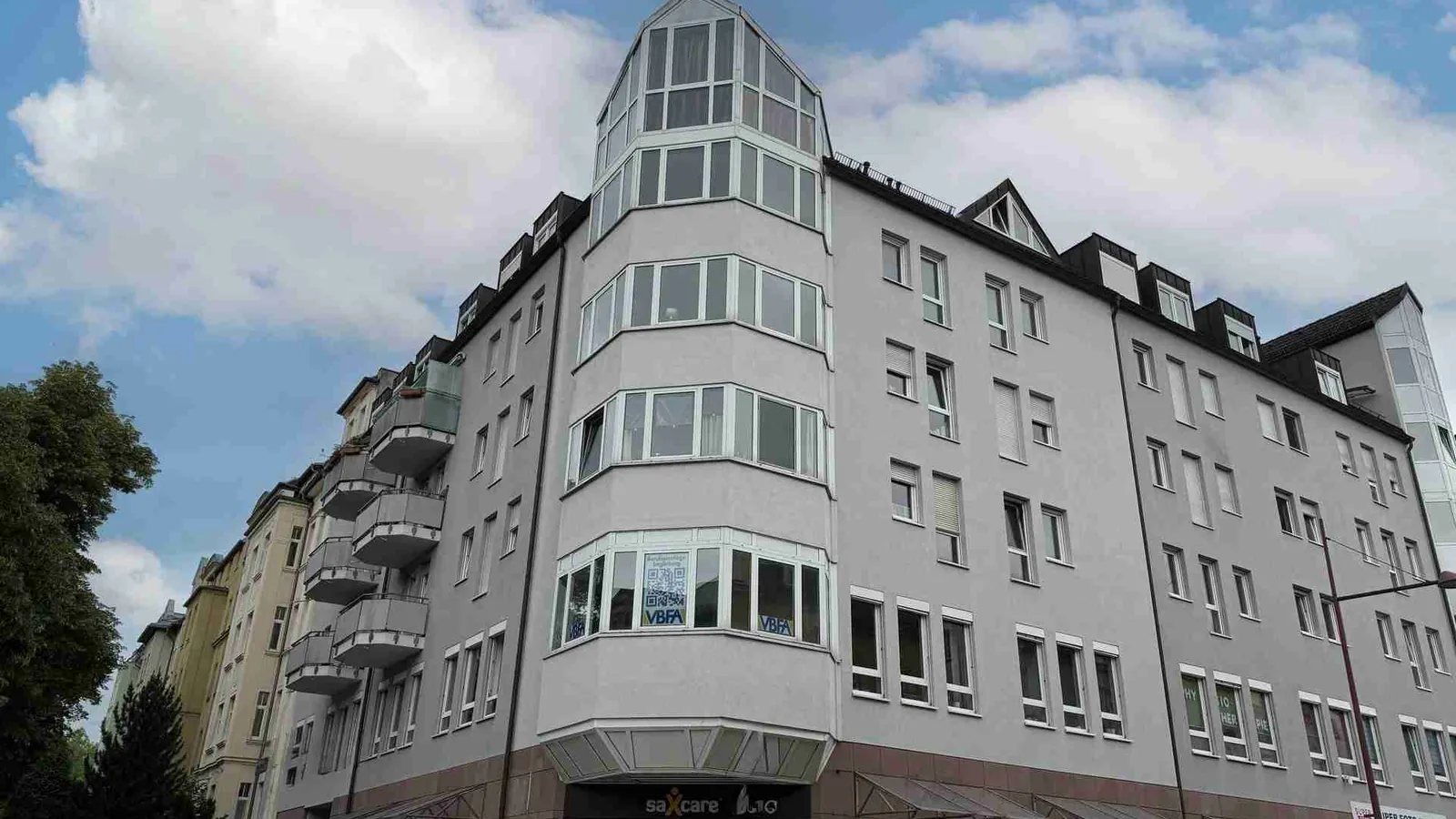 Kapitalanlage mit starker 6,95 % Rendite – 2-Zimmer-Wohnung inkl. Balkon, Tiefgaragenstellplatz und Einbauküche