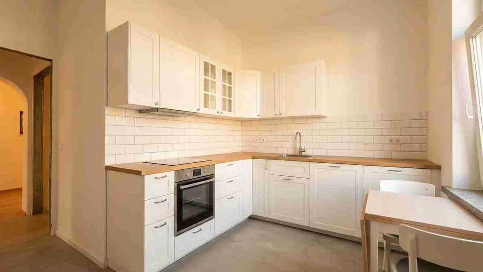 Moderne 2-Zimmer-Wohnung nach umfassender Sanierung