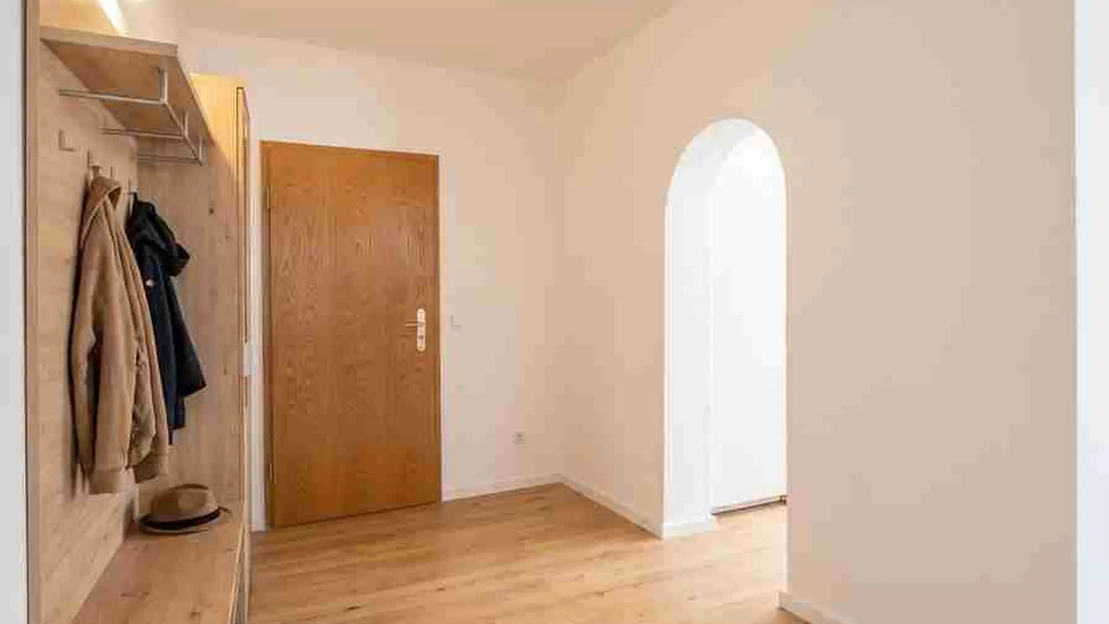 Moderne 2-Zimmer-Wohnung nach umfassender Sanierung