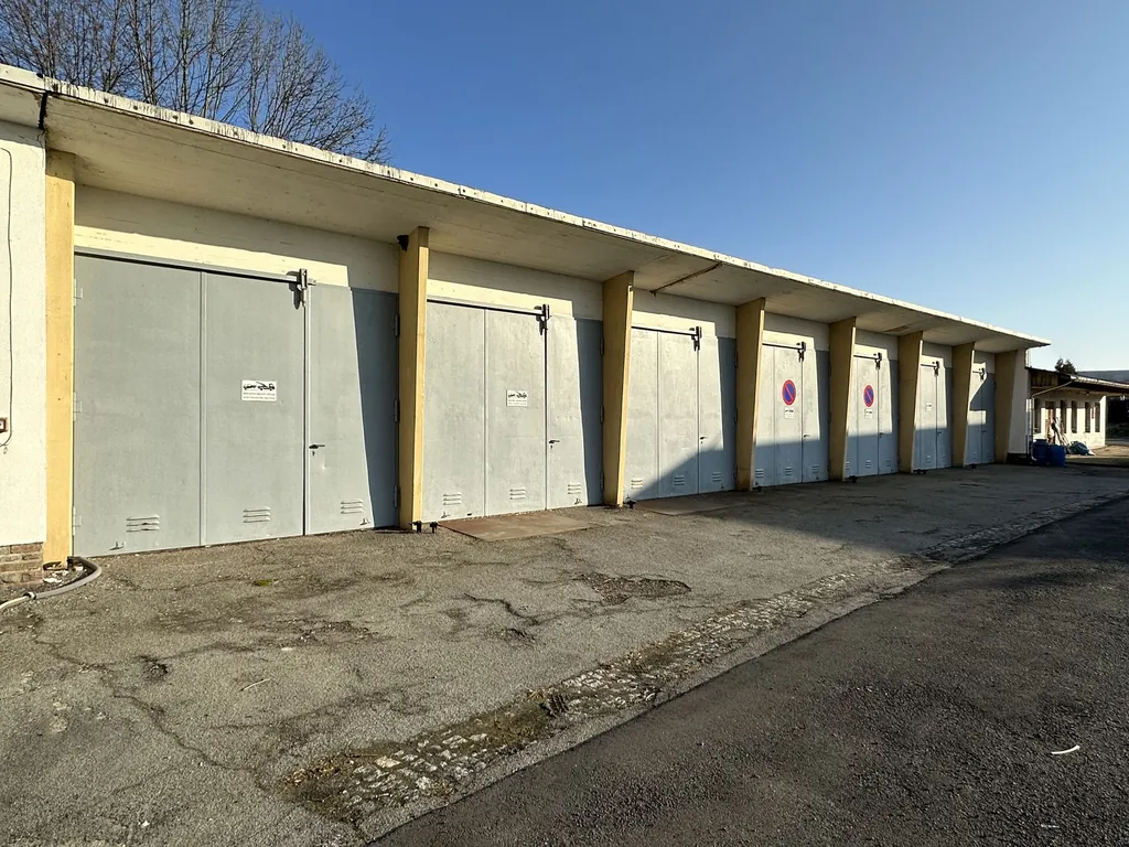 Garage & Stellplatz in 09125 Chemnitz