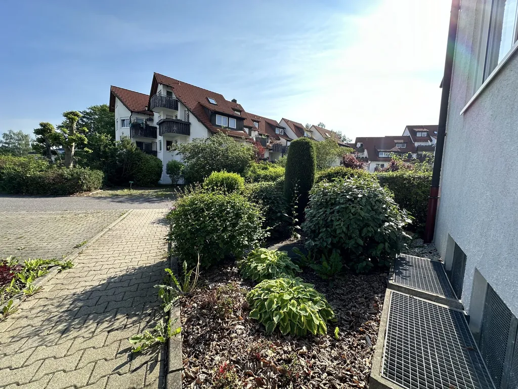Garage & Stellplatz in 09212 Limbach-Oberfrohna