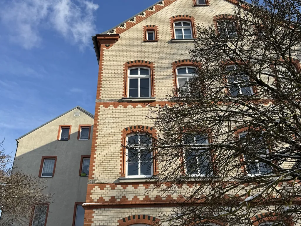 9,44 SOLL-Faktor: Vielseitiges, historisches Wohn- und Geschäftshaus in St. Egidien