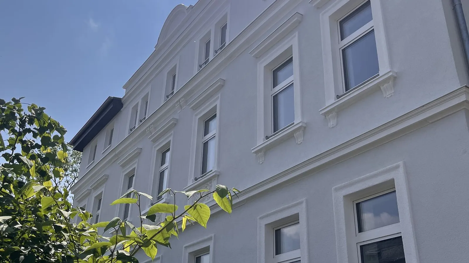 Steuern sparen & profitieren: 5 % Sonder-AfA & KfW-Zuschuss bis 37.500 €