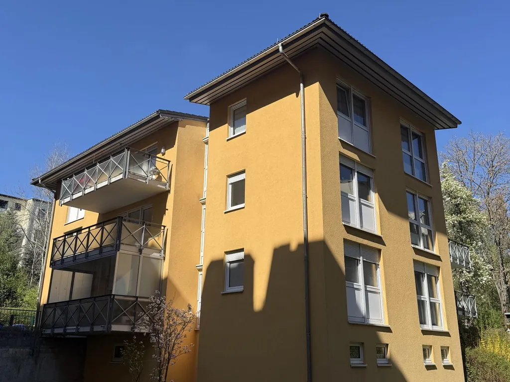 Sanierte 2‑Zimmer-Wohnung mit XXL-Balkon in Schloßchemnitz