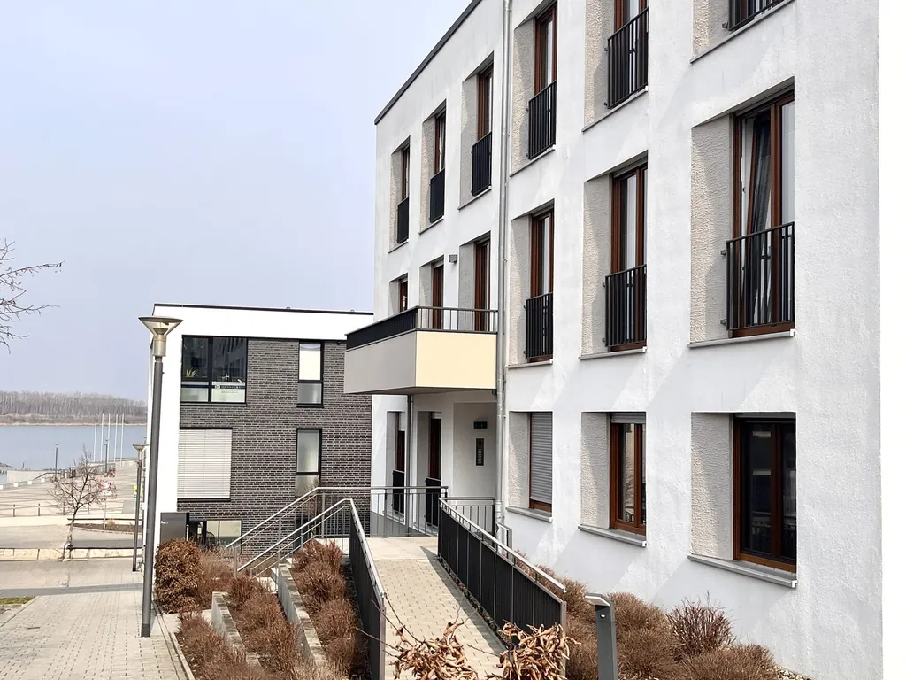 Exklusives Wohnen in A-Lage · Hochwertige Eigentumswohnung am Zwenkauer See