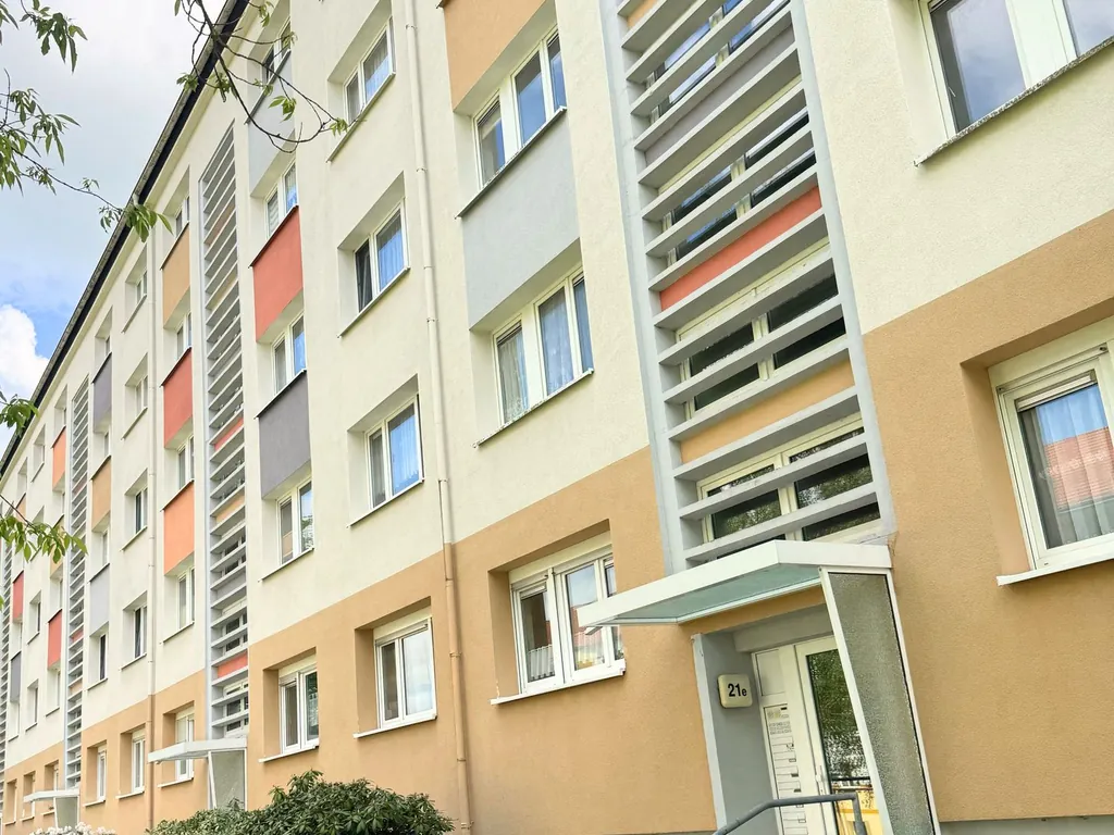 Eigentumswohnung mit Balkon und ca. 8,62 % Renditepotenzial