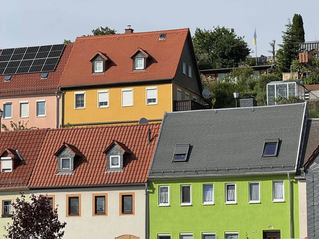 Bezugsfreies Reihenmittelhaus mit Kamin in idyllischer Lage