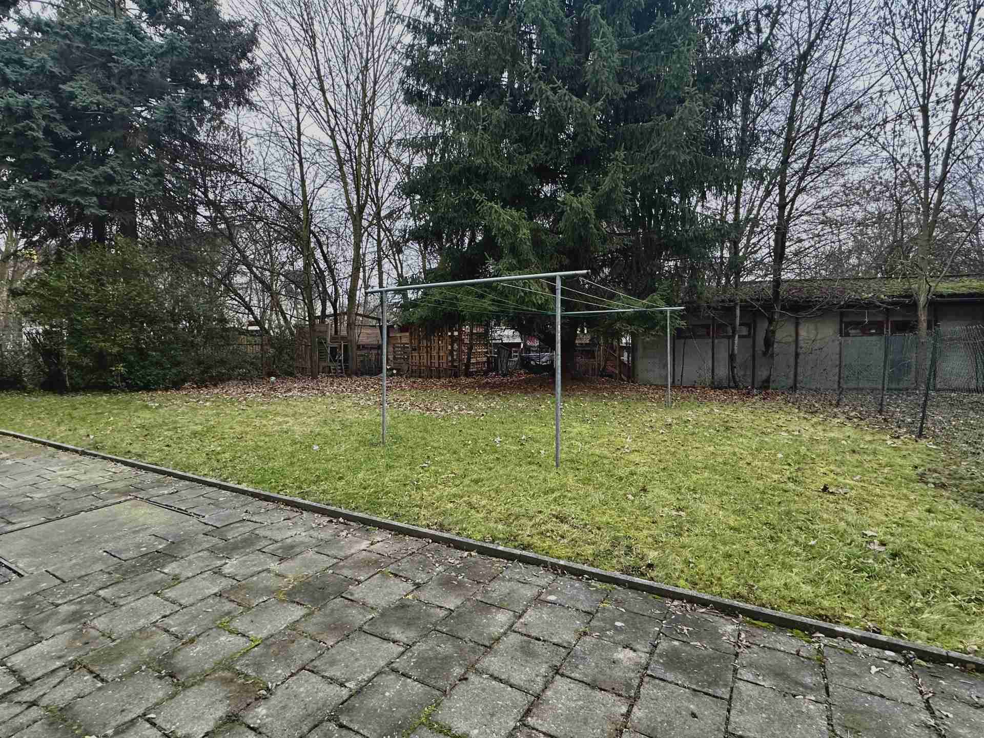 Charmante 3-Zimmer-Eigentumswohnung im denkmalgeschützten Altbau