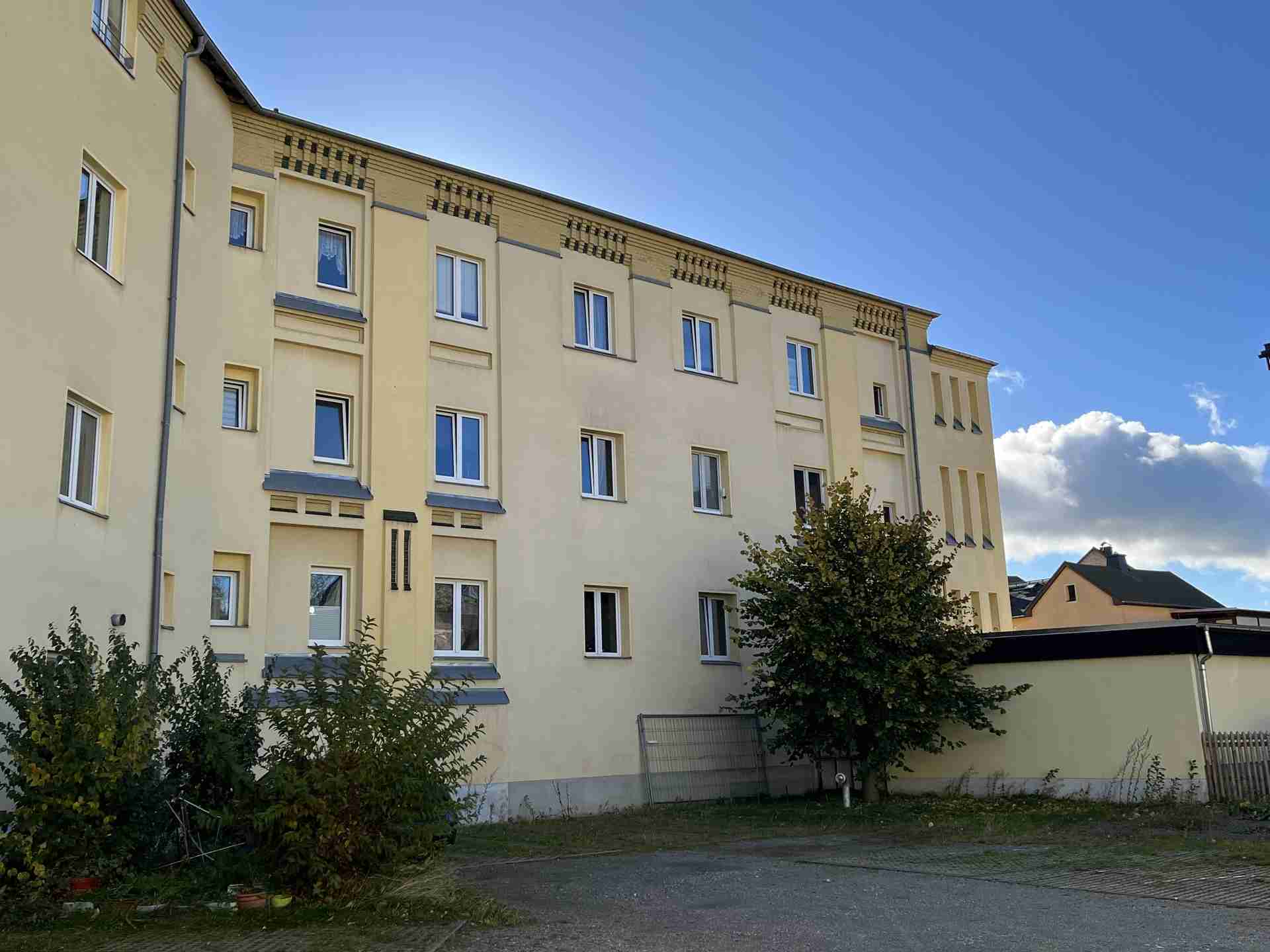 Vermietete 2,5-Raumwohnung inklusive Stellplatz im schönen Thalheim/ Erzgebirge