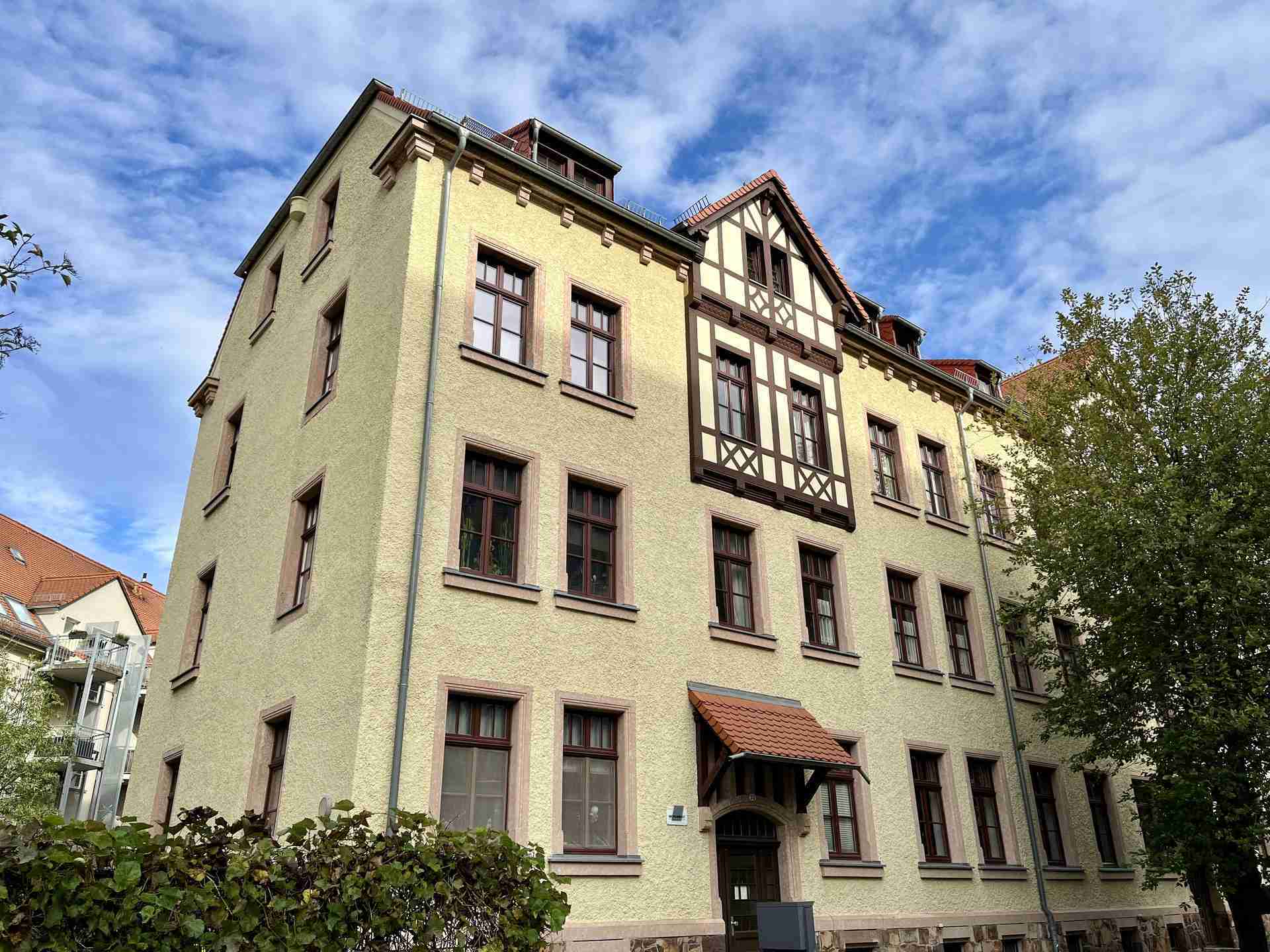 Vermietete Wohnung mit Balkon und Stellplatz in attraktiver Lage