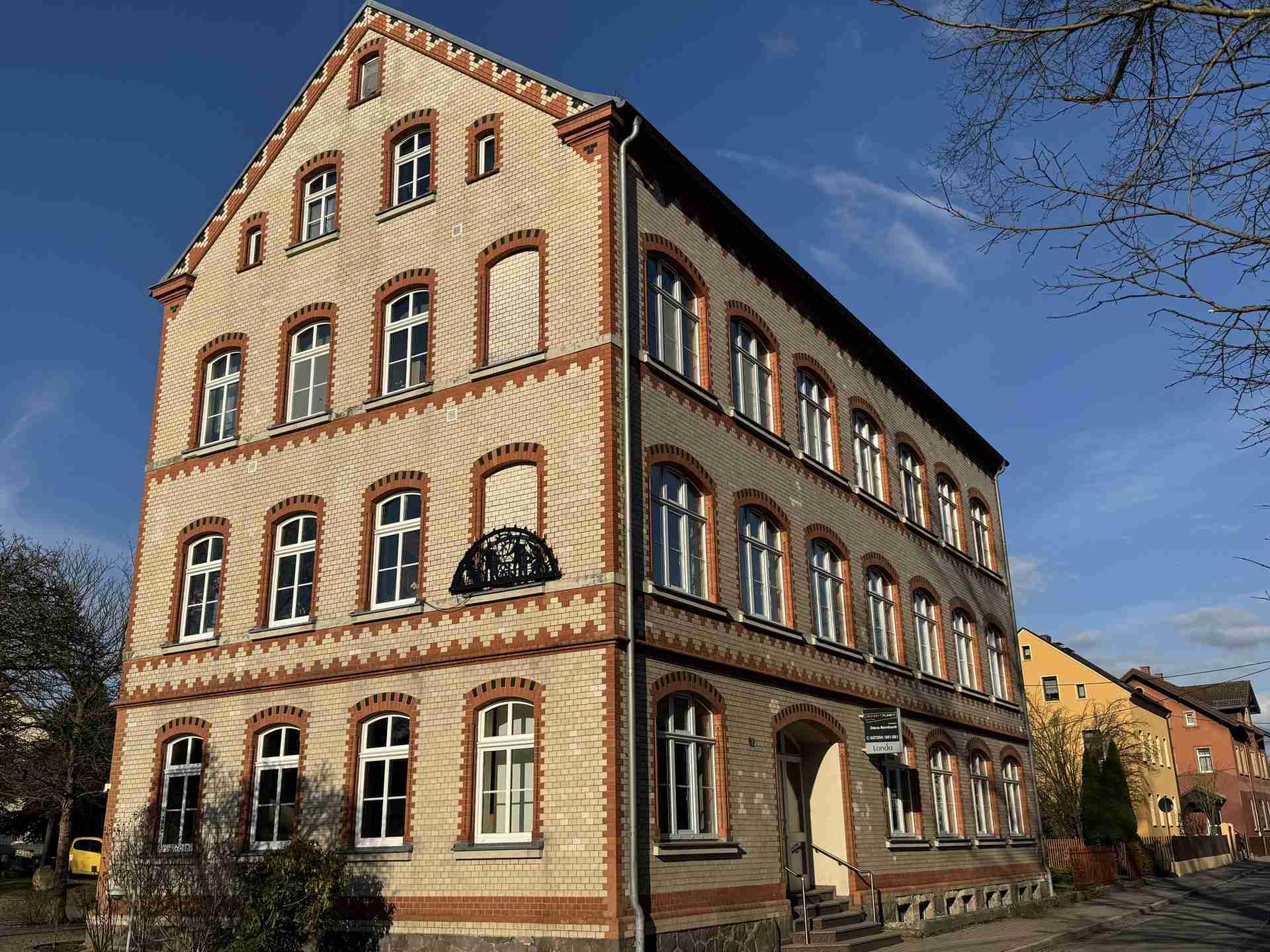9,44 SOLL-Faktor: Vielseitiges, historisches Wohn- und Geschäftshaus in St. Egidien