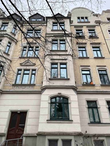 Renovierte, bezugsfreie Eigentumswohnung inklusive Einbauküche auf dem Kaßberg