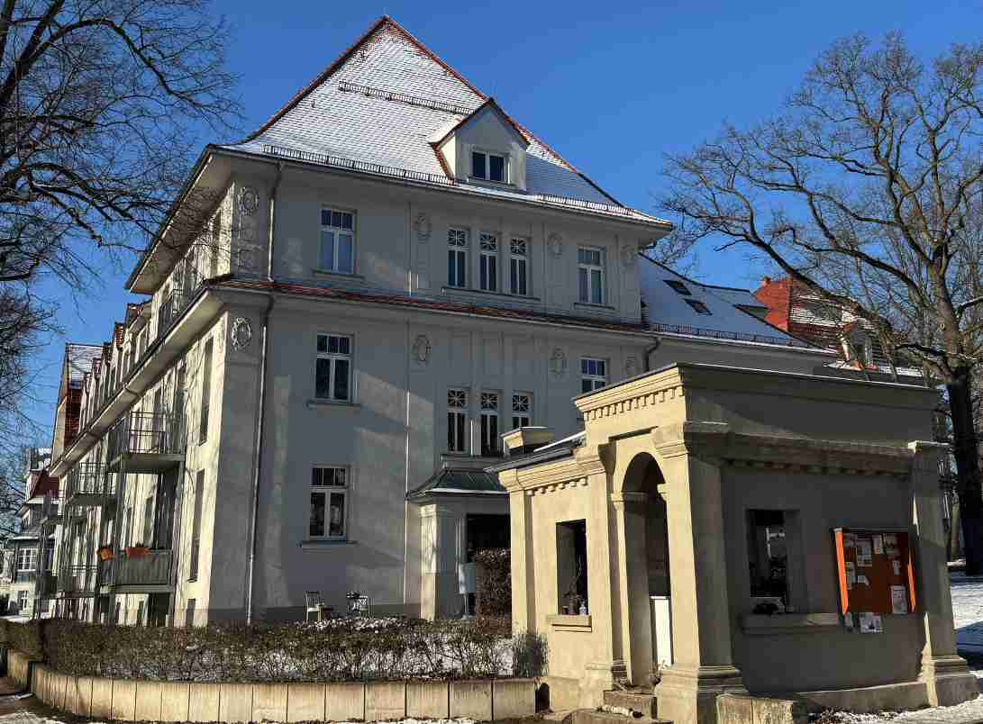 Moderne Eigentumswohnung mit Balkon und Stellplatz in Chemnitz-Ebersdorf