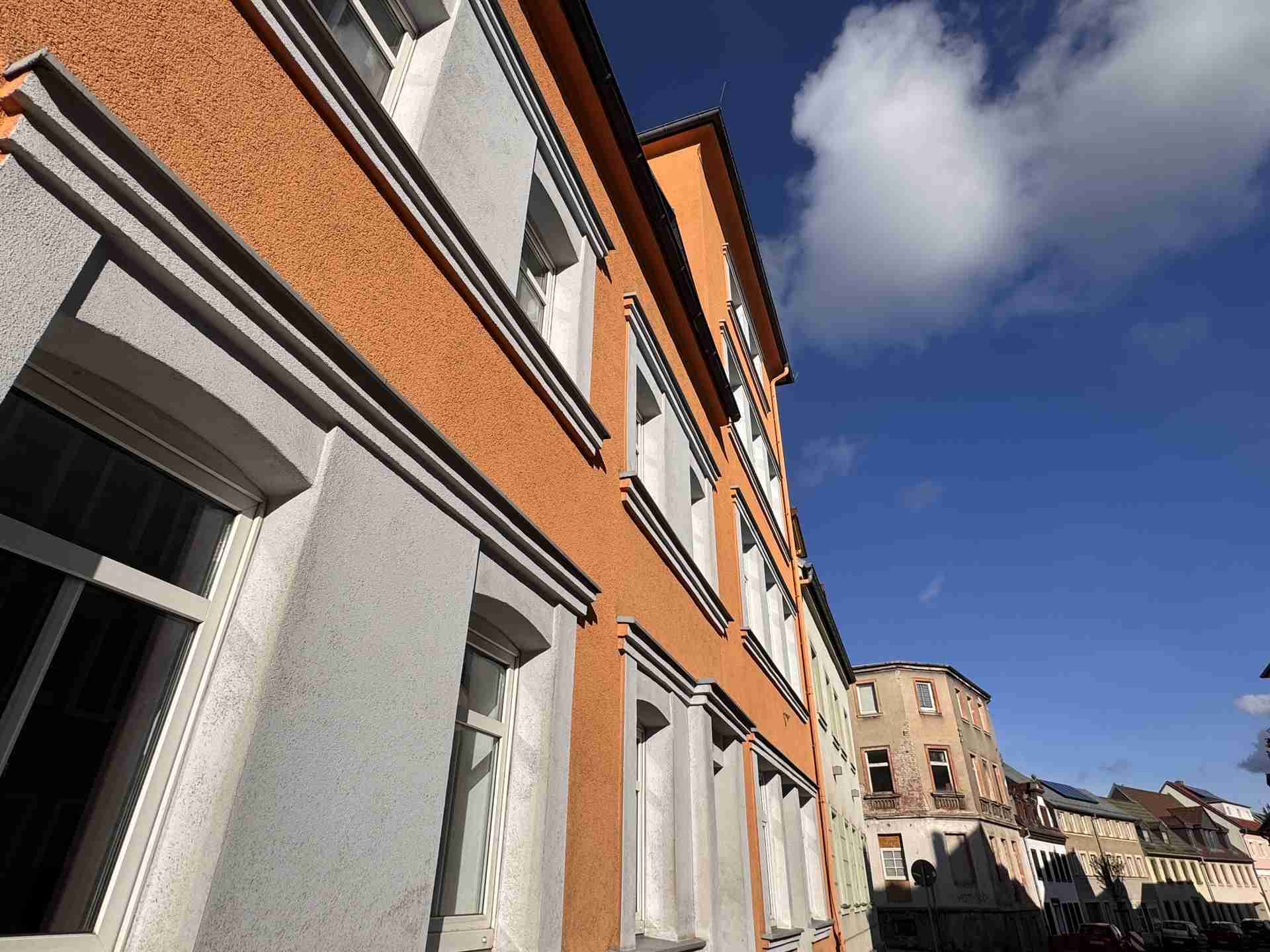 Anlageobjekt mit langfristigem Potenzial – modernisiertes Mehrfamilienhaus in Hohenstein-Ernstthal