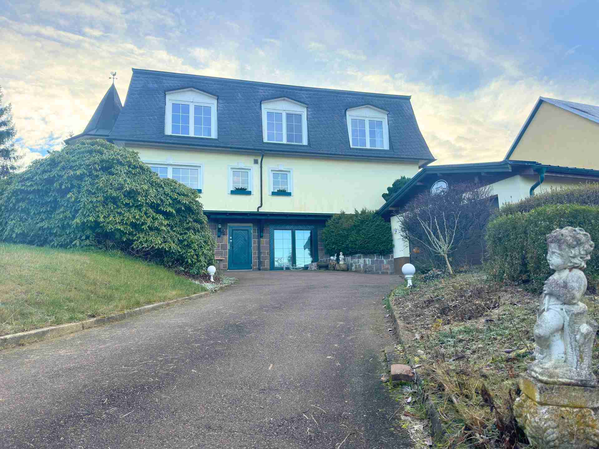 Villa in traumhaft ruhiger Lage von Frankenberg