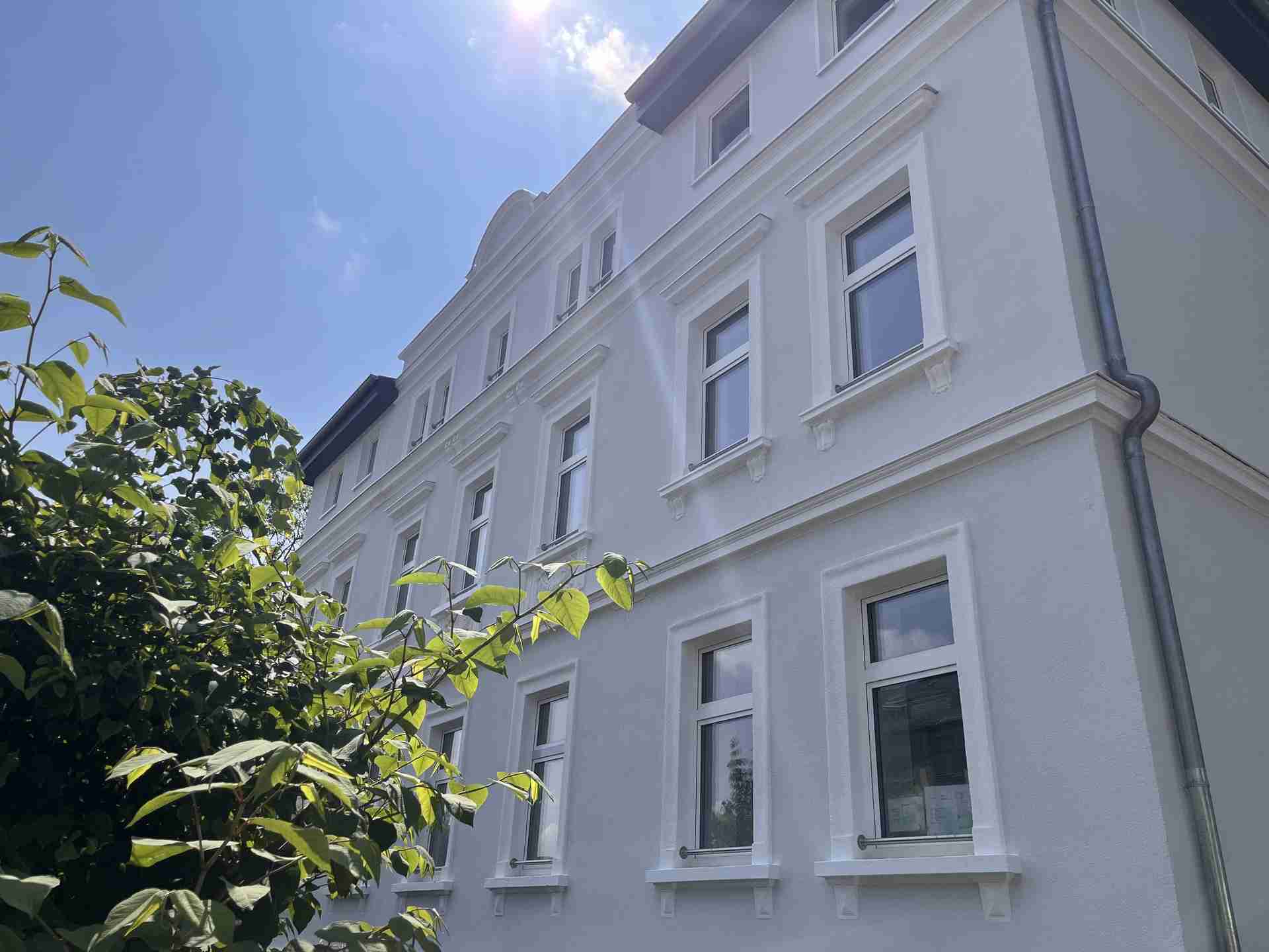 Historischer Charme trifft modernen Wohnkomfort – 2,5-Zimmer-Wohnung mit Garten in der „Casa Nobila“