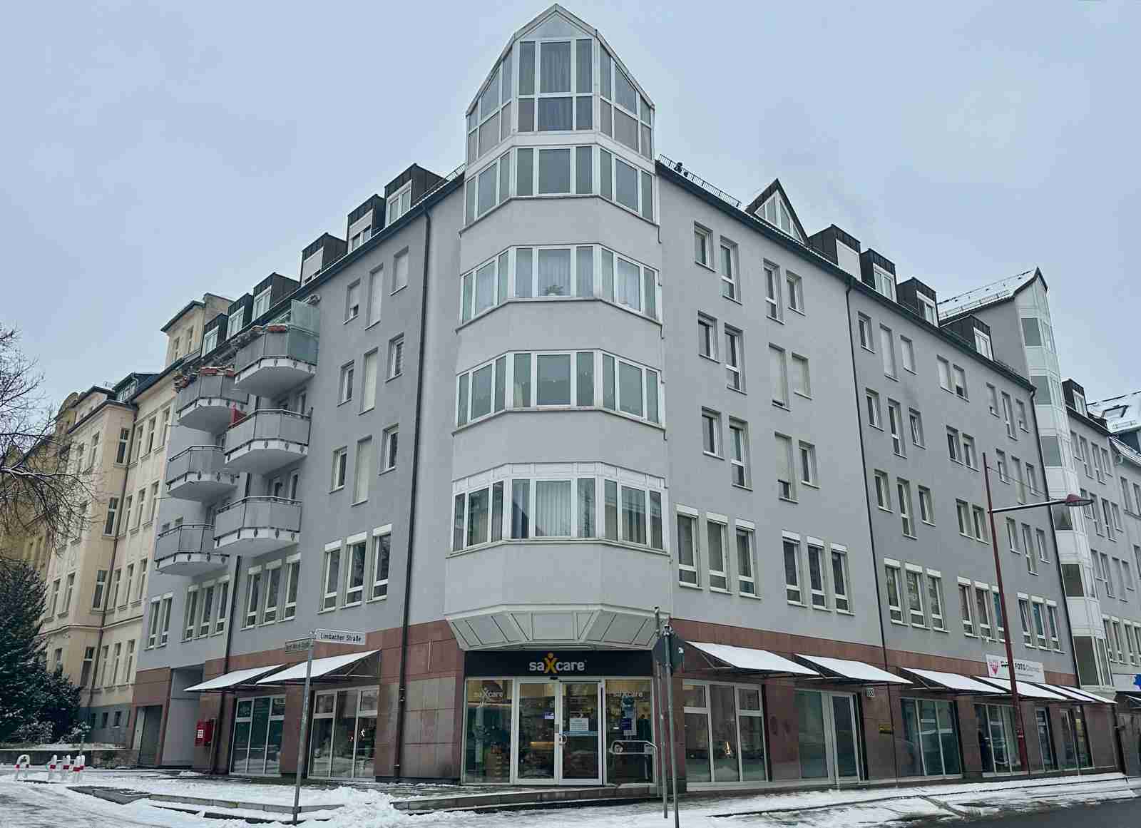 Attraktive Kapitalanlage: 2-Zimmer-Wohnung mit Balkon, Tiefgaragenstellplatz und Einbauküche