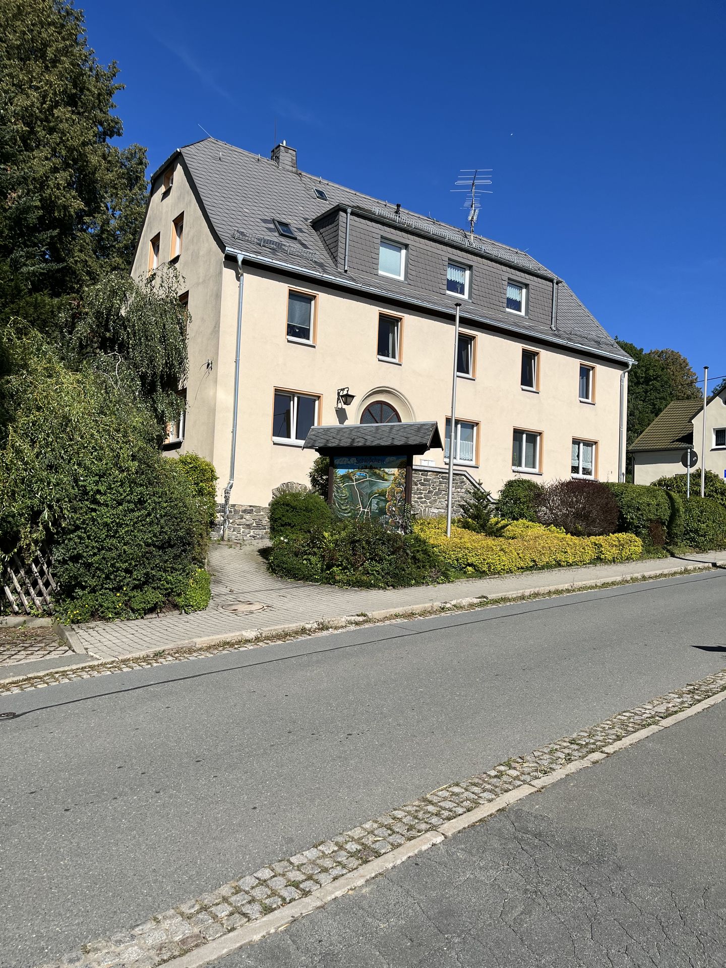 Ruhig gelegene 3-Zimmer-Wohnung im idyllischen Amtsberg