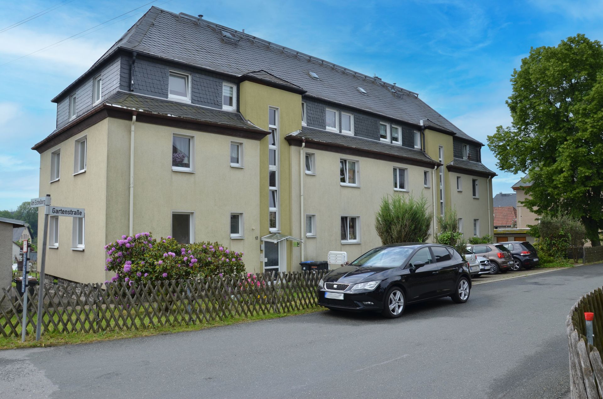 2-Zimmer-Wohnung mit charmantem Garten: Ihre grüne Oase!