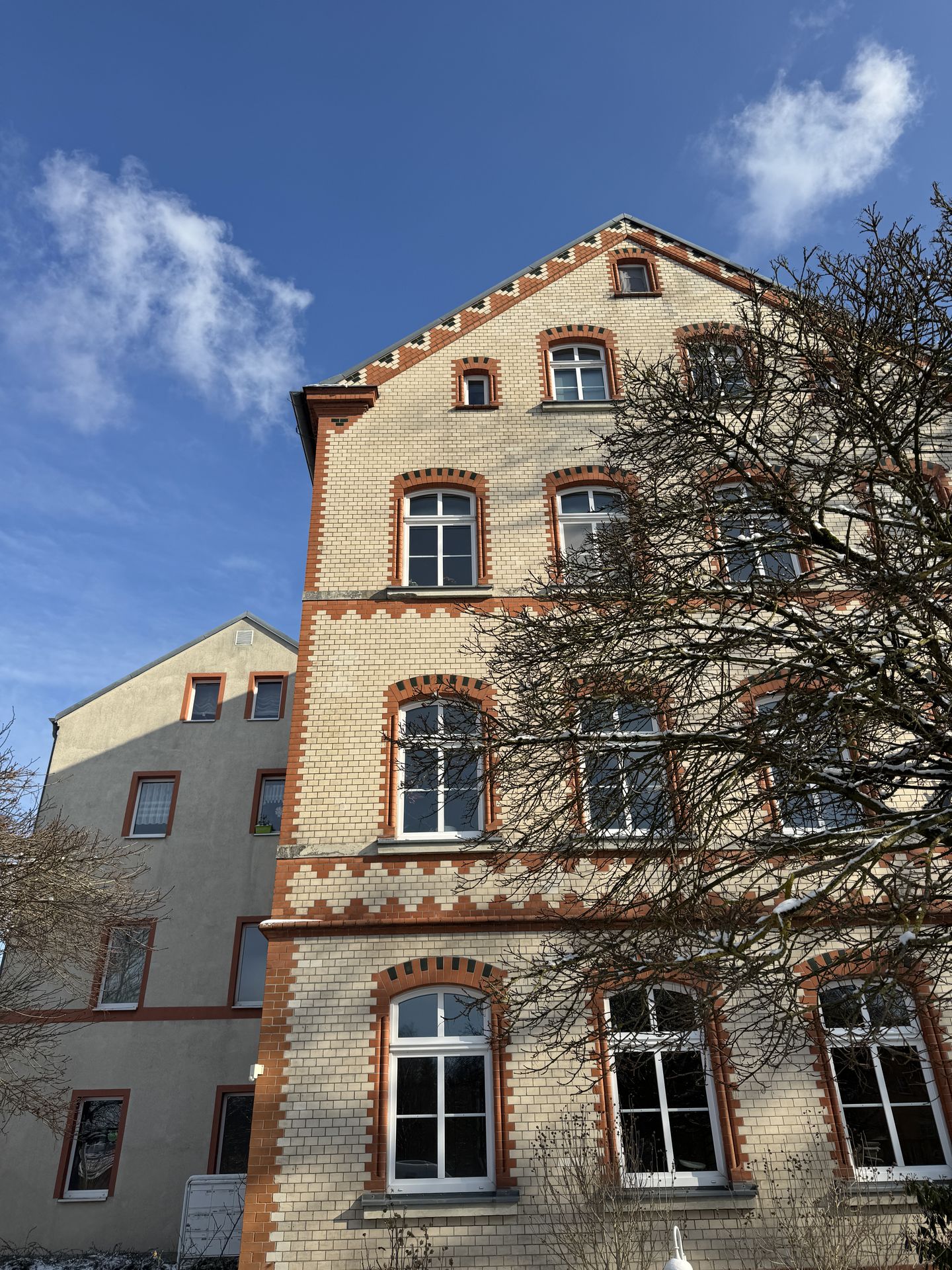 9,44 SOLL-Faktor: Vielseitiges, historisches Wohn- und Geschäftshaus in St. Egidien