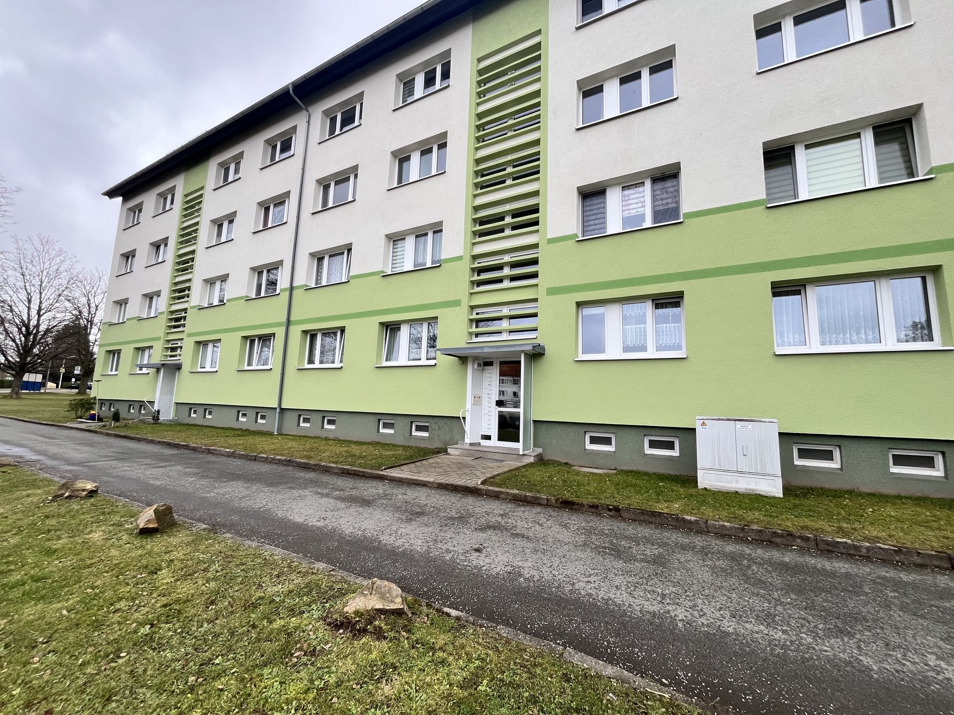 Helle 2-Zimmer Wohnung mit Balkon in ruhiger Lage
