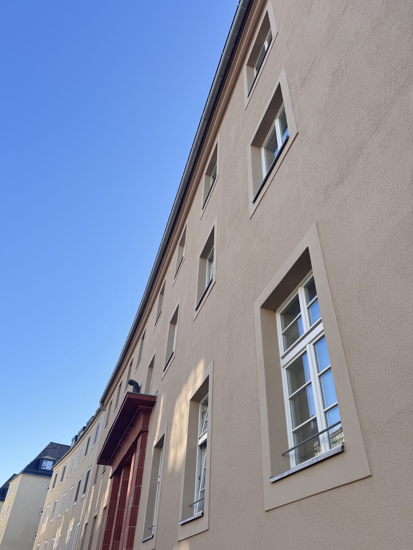 Sanierte 2-Zimmer-Wohnung mit Balkon und Fußbodenheizung im beliebten Lutherviertel